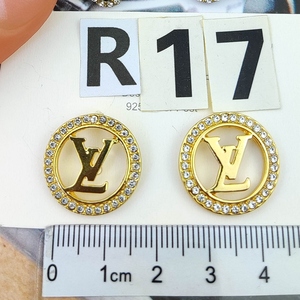 Click the photo purchase number