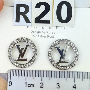 Click the photo purchase number