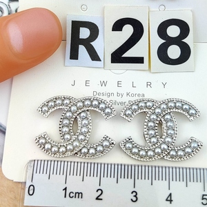 Click the photo purchase number