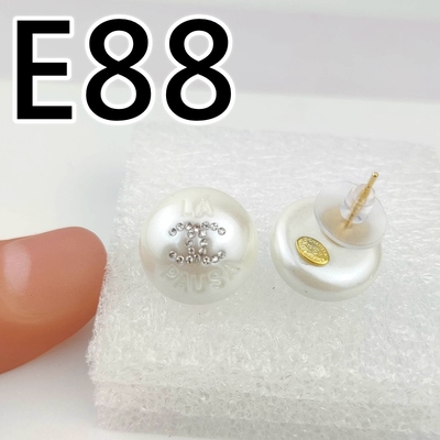 Click the photo purchase number