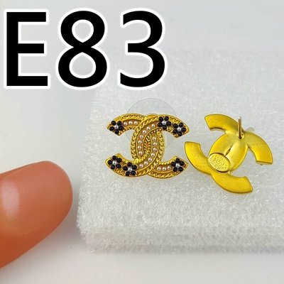 Click the photo purchase number